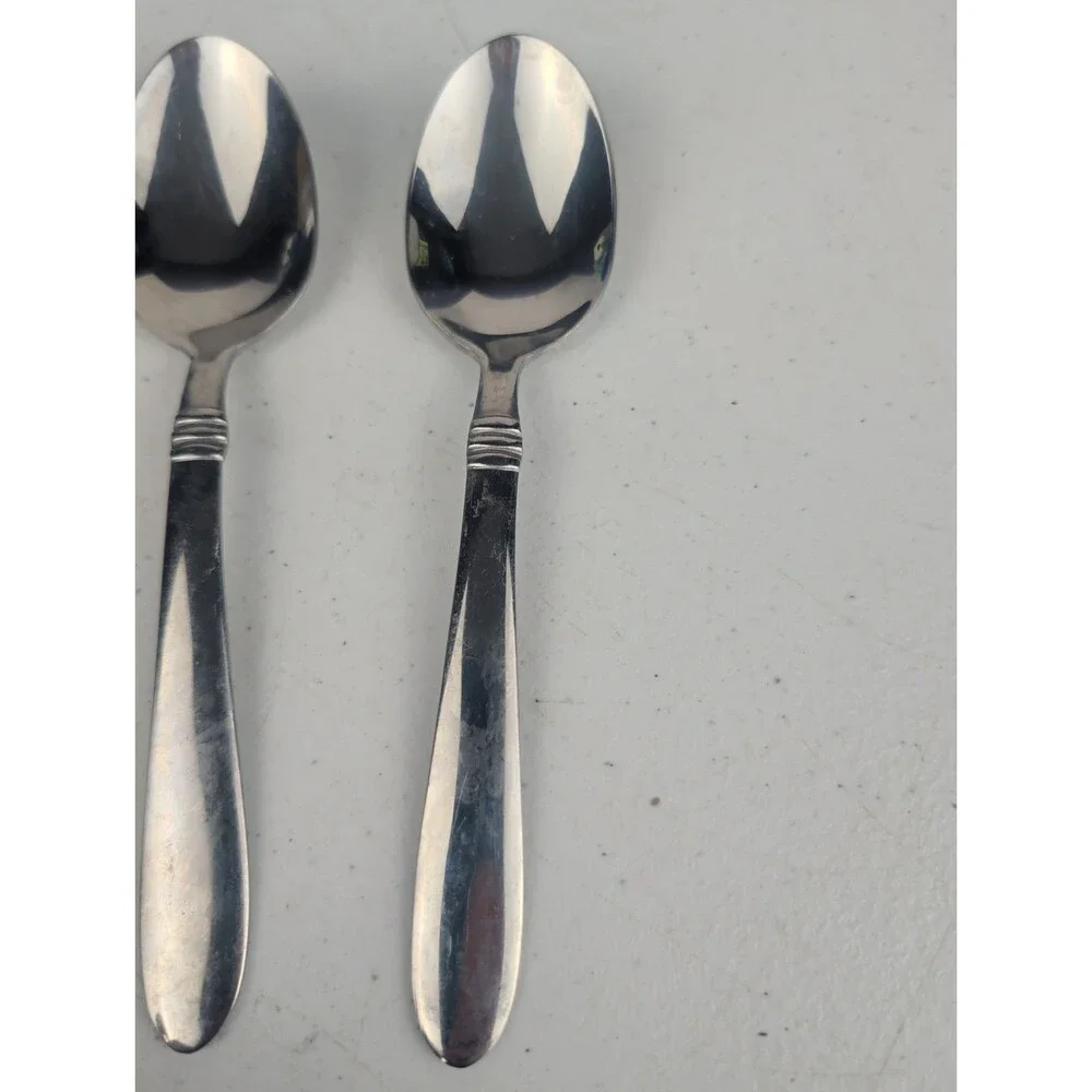 Oneida Banbury Stainless Flatware Lot Of 4  Teaspoons 6-3/8